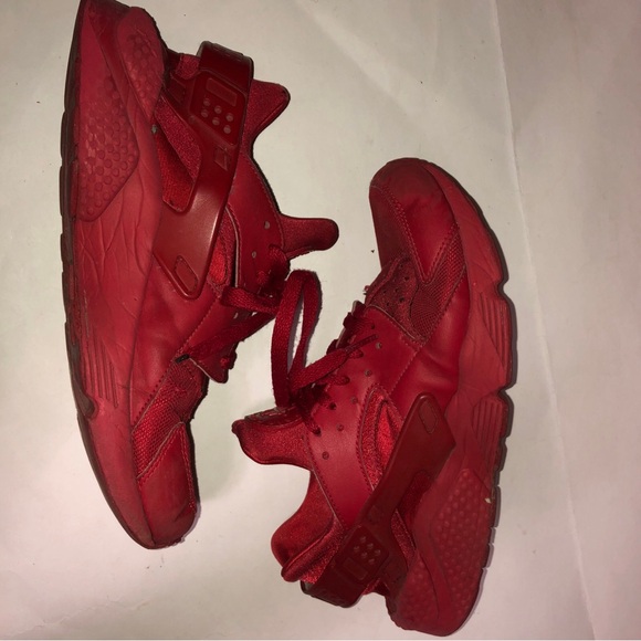 Nike Mens Size 9 Air Huarache Triple Red Running Sneakers Shoes 318429-660 - Picture 6 of 9